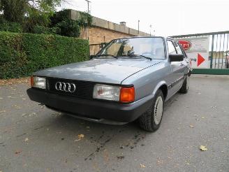 rozbiórka samochody osobowe Audi 80  1985/4