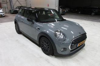 occasion commercial vehicles Mini Cooper 1.5 Cooper Business 136pk 2017/5