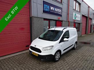 Unfall Kfz Roller Ford Transit Courier 1.6 TDCI Trend airco schuifdeur 2015/3