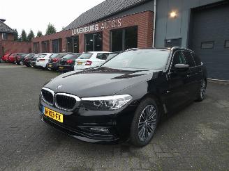 damaged trailers BMW 5-serie 530i Executive Automaat 2017/7