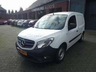 damaged scooters Mercedes Citan 109 CDI Airco 2020/2