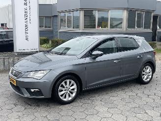 damaged commercial vehicles Seat Leon 1.0 EcoTSI Style Business Intense 2018/6