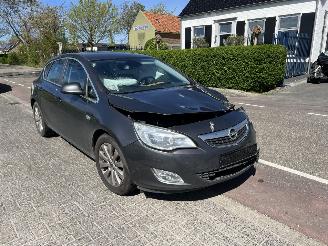 damaged commercial vehicles Opel Astra 1.6 Turbo 2011/6