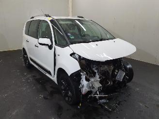 damaged motor cycles Citroën C3 picasso 1.6 VTi Exclusive 2010/1