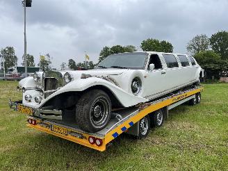 damaged trailers Lincoln Excalibur LIMOUSINE V8 ZEER UNIEK !!! 1995/1