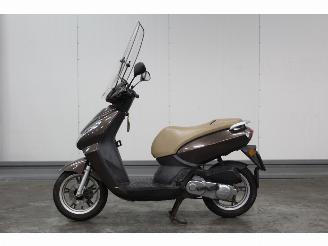parts scooters Peugeot  Kisbee BROM schade 2013