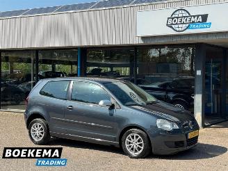 damaged commercial vehicles Volkswagen Polo 1.4 TDI Airco Cruise Comfortline BlueMotion 2008/9