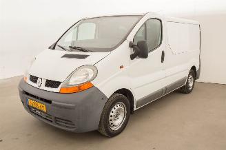 damaged motor cycles Renault Trafic 1.9 dCi Airco 2005/4