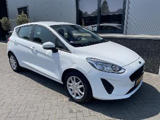 damaged trailers Ford Fiesta 1.1 Trend 2017/11