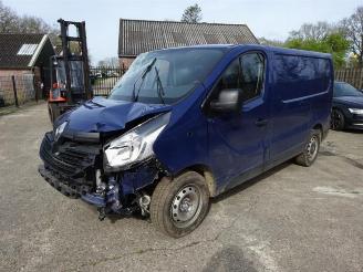 uszkodzony samochody ciężarowe Renault Trafic Trafic (1FL/2FL/3FL/4FL), Van, 2014 1.6 dCi Twin Turbo 2017/2