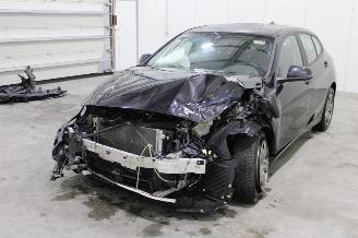 skadebil auto BMW 1-serie 116 2021/8